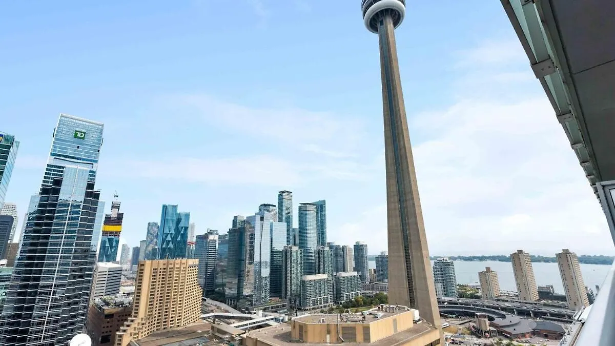 2Bed 2Bath Cn Tower View Apartment Toronto Canada